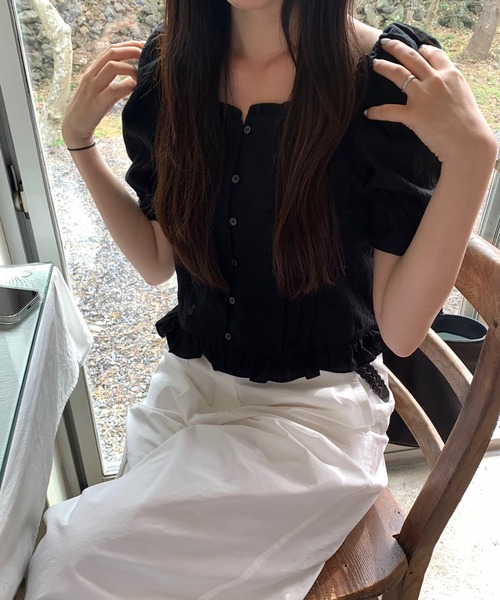 LAFFMO(ラフモ)の「パフスリスクエアネックフリルブラウス(その他トップス・レディース・ブラック/ホワイト・F)」の8枚目の写真