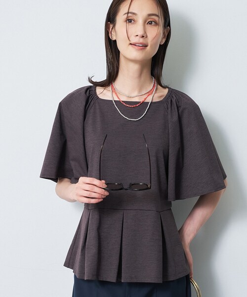 Reflect(リフレクト)の「【UVカット/接触冷感/吸水速乾】フレアスリーブペプラムカットソー(Tシャツ/カットソー・レディース・ダークブラウン/ピンク系/ホワイト・13/11/09/07)」の2枚目の写真