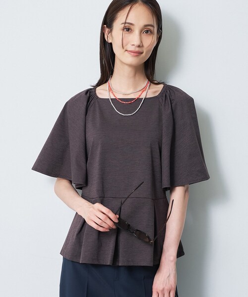Reflect(リフレクト)の「【UVカット/接触冷感/吸水速乾】フレアスリーブペプラムカットソー(Tシャツ/カットソー・レディース・ダークブラウン/ピンク系/ホワイト・13/11/09/07)」の14枚目の写真