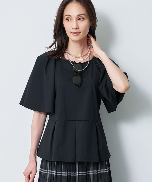Reflect(リフレクト)の「【UVカット/接触冷感/吸水速乾】フレアスリーブペプラムカットソー(Tシャツ/カットソー・レディース・ダークブラウン/ピンク系/ホワイト・13/11/09/07)」の21枚目の写真