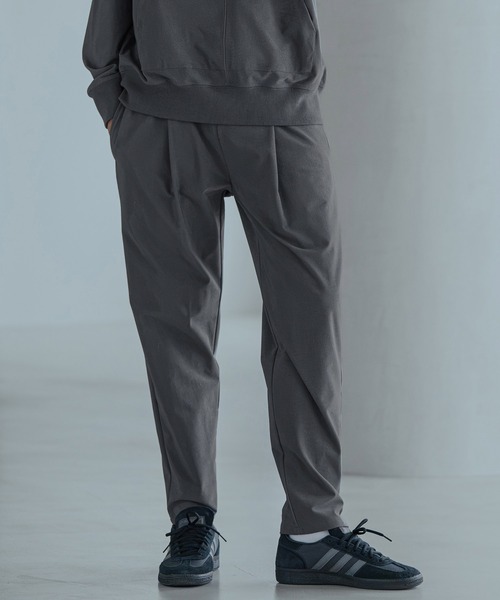 Magine(マージン)の「mp15245-Twill-Textured Nylon Stretch One-Tuck Easy Pants タックイージーパンツ(MGN-263-021)(その他パンツ・メンズ・ブラック/グレイッシュベージュ/チャコール・44/46/48)」の17枚目の写真