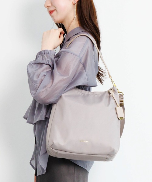 Jewelna Rose(ジュエルナローズ)の「ルフィーヌ 2wayショルダーバッグ 16342(ショルダーバッグ・レディース・グレイッシュベージュ/ダークグレー/ブラック・FREE)」の10枚目の写真