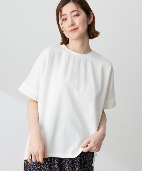 Petit Honfleur(プチオンフルール)の「バックタックワイドTシャツ【接触冷感・UVカット・透けにくい】(Tシャツ/カットソー・レディース・ブラウン/ネイビー/ホワイト・L/M)」の1枚目の写真