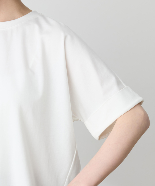 Petit Honfleur(プチオンフルール)の「バックタックワイドTシャツ【接触冷感・UVカット・透けにくい】(Tシャツ/カットソー・レディース・ブラウン/ネイビー/ホワイト・L/M)」の8枚目の写真
