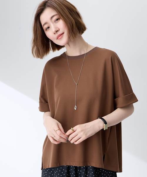 Petit Honfleur(プチオンフルール)の「バックタックワイドTシャツ【接触冷感・UVカット・透けにくい】(Tシャツ/カットソー・レディース・ブラウン/ネイビー/ホワイト・L/M)」の11枚目の写真