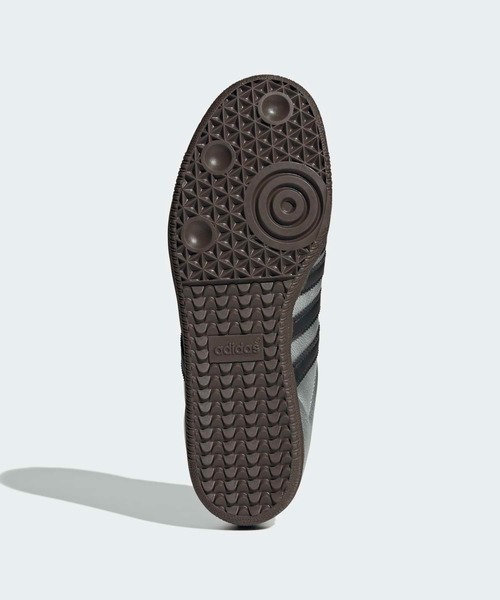 adidas(アディダス)の「サンバ OG シューズ / Samba OG Shoes / アディダスオリジナルス adidas Originals(スニーカー・メンズ・シルバー・22.5cm/23.5cm/24.5cm/25.5cm/26.5cm/27.5cm/28.5cm/23.0cm/24.0cm/25.0cm/26.0cm/27.0cm/28.0cm/29.0cm/22.0cm)」の3枚目の写真