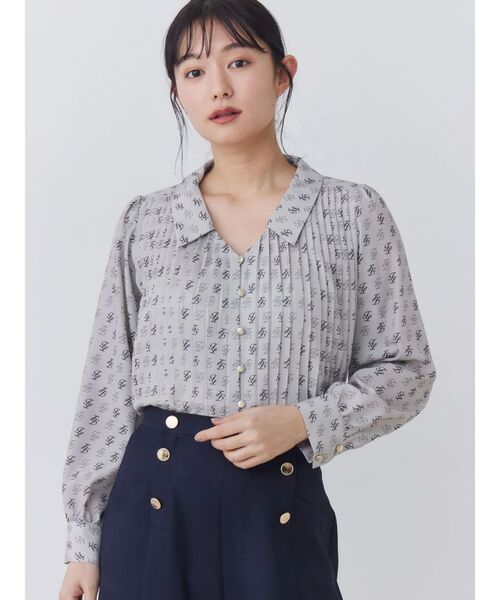 TONAL(トーナル)の「TLモノグラムボウタイプリーツブラウス(シャツ/ブラウス・レディース・ベージュ/ブラック・MEDIUM)」の18枚目の写真