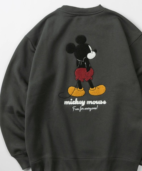 Disney(ディズニー)の「【71】別注【Disney/ディズニー】ミッキーマウス/ミニーマウス/ルシファー/ズートピア/サガラ刺繍 アップリケ 裏起毛 クルーネックスウェット/ユニセックス/レディース/メンズ(スウェット・レディース・グレー系1/グレー系/ブラック/グレー/ブラック系1/ブラック系/ブルー/ベージュ/グレー系2/ブラック系3/ブラウン/ブラック系2/ホワイト/ベージュ系/ブラック系5/ブラック系4・M/XL/L)」の7枚目の写真