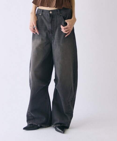 goocy(グーシー)の「裾フリンジカーブデニム(デニムパンツ・レディース・ブルー/ブラック・SMALL/MEDIUM)」の21枚目の写真