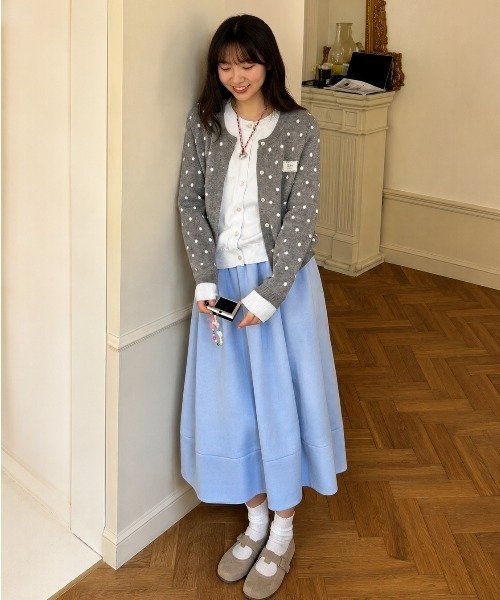 AsRiRe(アスリレイ)の「26aw ドット柄レイヤード風ニットカーディガン(カーディガン/ボレロ・レディース・グレー・M)」の2枚目の写真