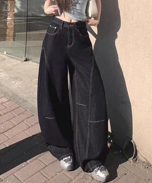 FAVORITO（ファヴォリート）の「デニムワイドパンツ（デニムパンツ・レディース・ダークブルー・S/M/L）」の4枚目の写真