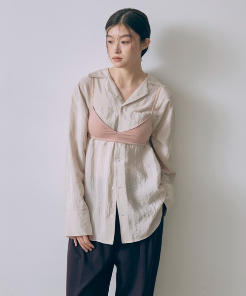 EN NEUME(エンノイム)の「Silk-Like Oversized Shirt(シャツ/ブラウス・レディース・ベージュ/ブラウン/イエロー・FREE)」の3枚目の写真