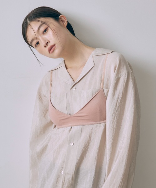 EN NEUME(エンノイム)の「Silk-Like Oversized Shirt(シャツ/ブラウス・レディース・ベージュ/ブラウン/イエロー・FREE)」の4枚目の写真