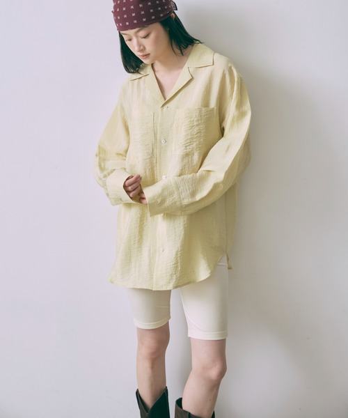EN NEUME(エンノイム)の「Silk-Like Oversized Shirt(シャツ/ブラウス・レディース・ベージュ/ブラウン/イエロー・FREE)」の14枚目の写真