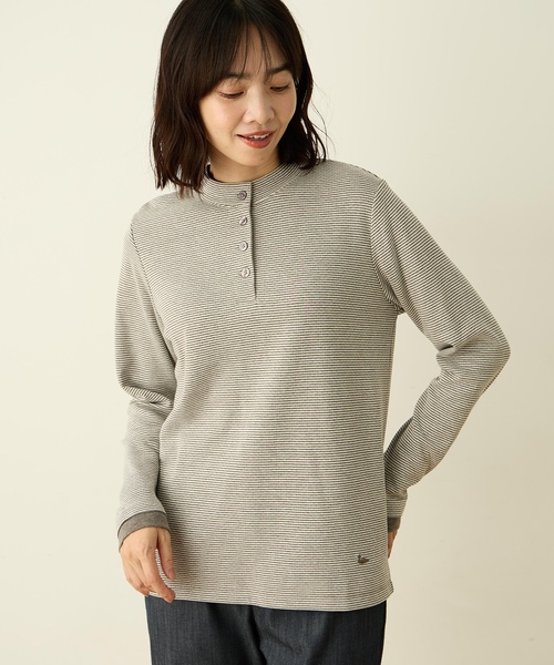 DECOY SINCE 1981(デコイシンスイチキュウハチイチ)の「ヘンリーネックボーダープルオーバー(Tシャツ/カットソー・レディース・レッド/グレー・LL/M/L)」の1枚目の写真
