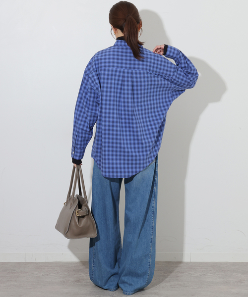 JOURNAL STANDARD relume（ジャーナルスタンダード　レリューム）の「ソフトピーチチェックオーバーサイズシャツ（シャツ/ブラウス・レディース・ブラウン/ネイビー/ブルー・FREE）」の12枚目の写真