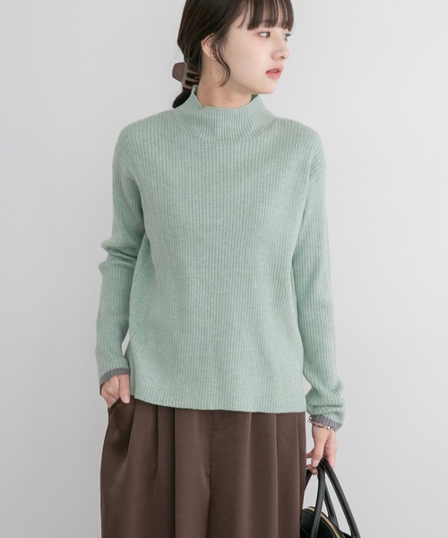 ITEMS URBANRESEARCH(アイテムズ アーバンリサーチ)の「リブ配色ハイネックニット(ニット/セーター・レディース・イエロー/ブラック/オフホワイト/ミント/グレー・FREE)」の4枚目の写真