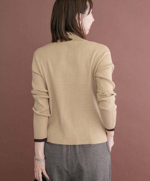 ITEMS URBANRESEARCH(アイテムズ アーバンリサーチ)の「リブ配色ハイネックニット(ニット/セーター・レディース・イエロー/ブラック/オフホワイト/ミント/グレー・FREE)」の8枚目の写真