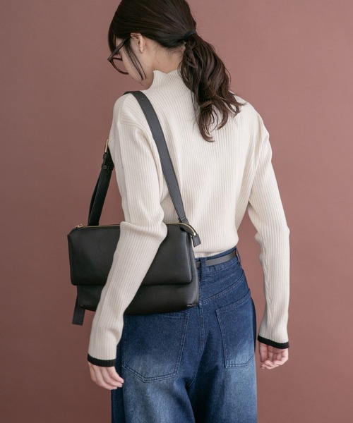 ITEMS URBANRESEARCH(アイテムズ アーバンリサーチ)の「リブ配色ハイネックニット(ニット/セーター・レディース・イエロー/ブラック/オフホワイト/ミント/グレー・FREE)」の15枚目の写真