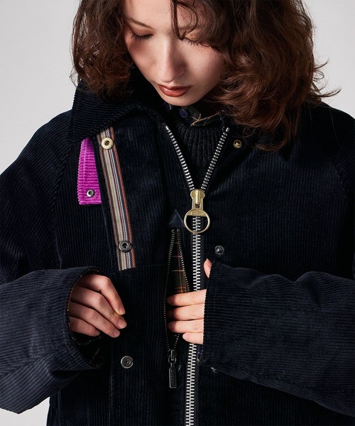 Paul Smith(ポールスミス)の「ウィメンズ "Paul Smith loves Barbour" Beaufort コーデュロイコート / 265901 LCA0433(その他アウター・レディース・ネイビー・10)」の4枚目の写真