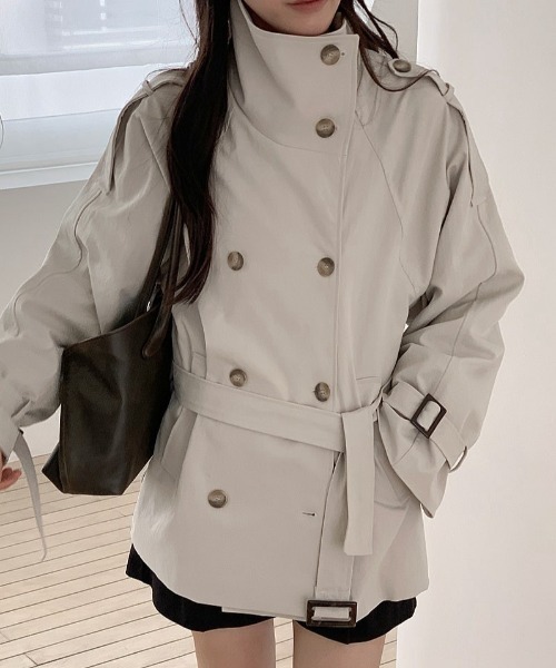 Aelina(エリナ)の「スタンドカラーダブルブレストウエストリボントレンチコート(トレンチコート・レディース・ブラック/ベージュ/ライトベージュ・FREE)」の3枚目の写真