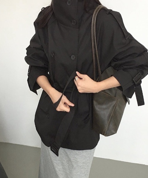 Aelina(エリナ)の「スタンドカラーダブルブレストウエストリボントレンチコート(トレンチコート・レディース・ブラック/ベージュ/ライトベージュ・FREE)」の20枚目の写真