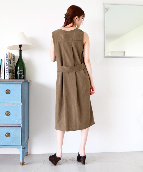 N.(N. Natural Beauty Basic)(エヌエヌナチュラルビューティーベーシック)の「Vネックピーチサックワンピース(ワンピース・レディース・ベージュ/ネイビー/カーキ・MEDIUM)」の17枚目の写真