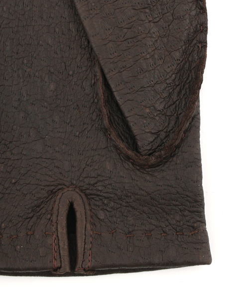 UNITED ARROWS(ユナイテッドアローズ)の「R/KENT PECARY(手袋・メンズ・オフホワイト/ブラック/ブラウン/ダークブラウン・7h/8)」の5枚目の写真