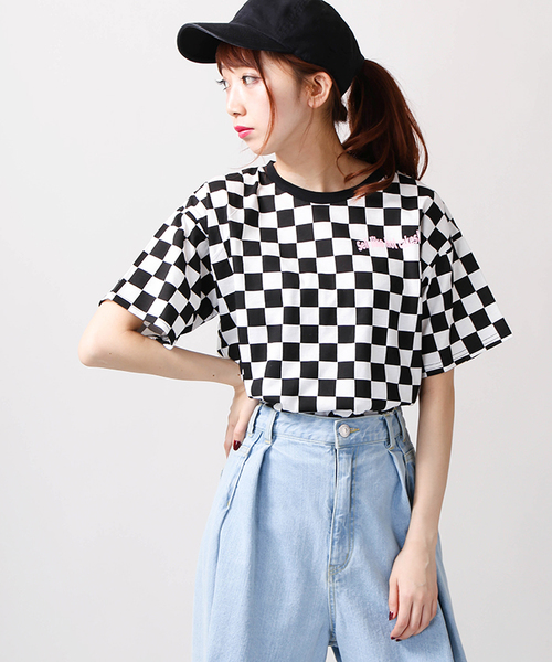 WEGO（ウィゴー）の「WEGO/フラッグチェックプリントカットソー（Tシャツ/カットソー・レディース・ホワイト/ブラック系その他2・FREE）」の2枚目の写真