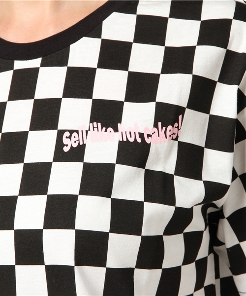 WEGO（ウィゴー）の「WEGO/フラッグチェックプリントカットソー（Tシャツ/カットソー・レディース・ホワイト/ブラック系その他2・FREE）」の9枚目の写真