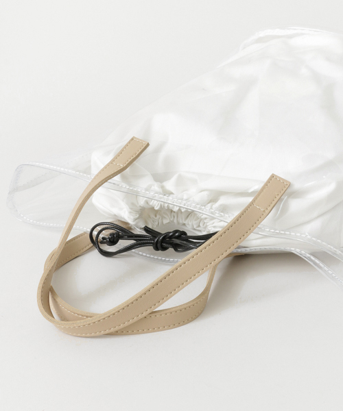 URBAN RESEARCH（アーバンリサーチ）の「PVCクリアトート（トートバッグ・レディース・ブラック/クリア・FREE）」の11枚目の写真