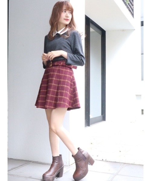 dazzlin（ダズリン）の「グッドガールトップス（Tシャツ/カットソー・レディース・ブラック/グレー/キャメル/ボルドー・MEDIUM/SMALL）」の6枚目の写真