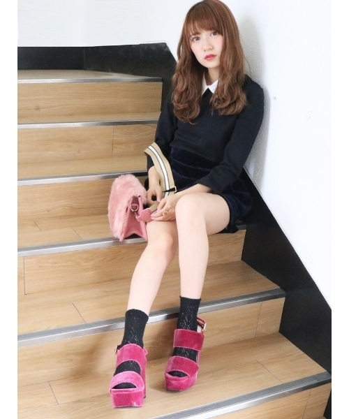 dazzlin（ダズリン）の「グッドガールトップス（Tシャツ/カットソー・レディース・ブラック/グレー/キャメル/ボルドー・MEDIUM/SMALL）」の14枚目の写真