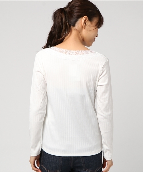 niko and...（ニコアンド）の「テレコレース付きVネックTシャツ【niko and ...】（Tシャツ/カットソー・レディース・ピンク/ブラック/オフホワイト/グレー・LARGE/MEDIUM）」の5枚目の写真