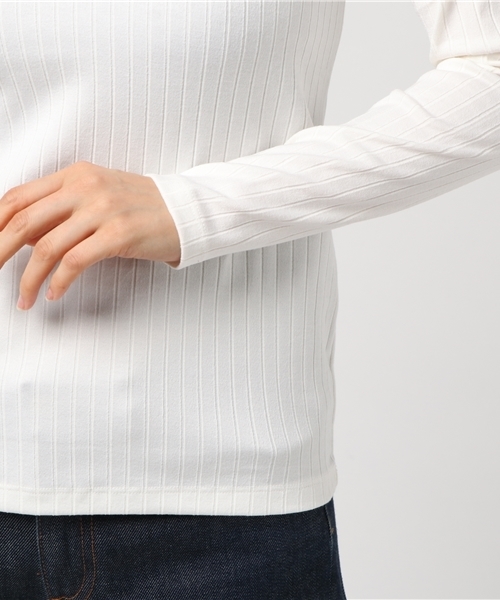 niko and...（ニコアンド）の「テレコレース付きVネックTシャツ【niko and ...】（Tシャツ/カットソー・レディース・ピンク/ブラック/オフホワイト/グレー・LARGE/MEDIUM）」の6枚目の写真