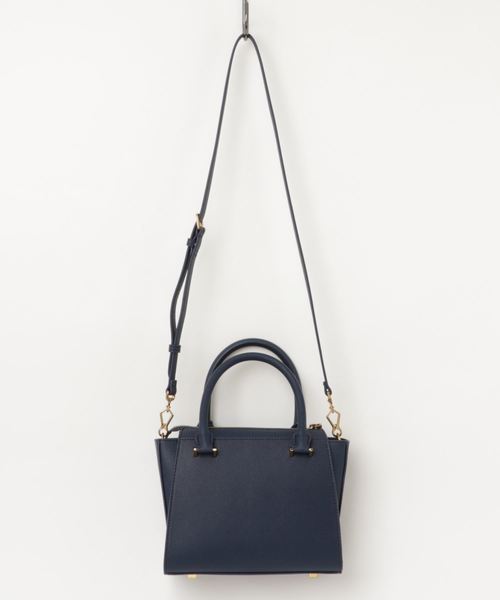 CHARLES & KEITH（チャールズ & キース）の「スモールシティ