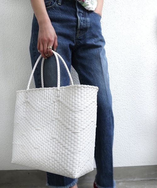 salle de bal（サルデバル）の「メルカドバック　/かご編みバック / お買いものバック/市場のバッグ（トートバッグ・レディース・ホワイト/ブラック/イエロー/ブルー/その他1/その他2/オレンジ・FREE）」の3枚目の写真