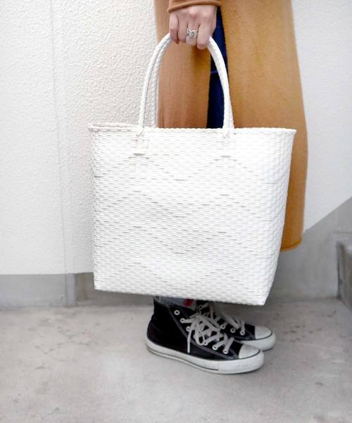 salle de bal（サルデバル）の「メルカドバック　/かご編みバック / お買いものバック/市場のバッグ（トートバッグ・レディース・ホワイト/ブラック/イエロー/ブルー/その他1/その他2/オレンジ・FREE）」の20枚目の写真