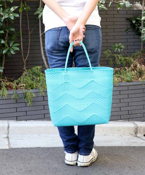 salle de bal（サルデバル）の「メルカドバック　/かご編みバック / お買いものバック/市場のバッグ（トートバッグ・レディース・ホワイト/ブラック/イエロー/ブルー/その他1/その他2/オレンジ・FREE）」の12枚目の写真