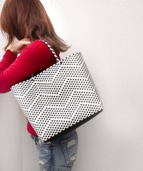 salle de bal（サルデバル）の「メルカドバック　/かご編みバック / お買いものバック/市場のバッグ（トートバッグ・レディース・ホワイト/ブラック/イエロー/ブルー/その他1/その他2/オレンジ・FREE）」の21枚目の写真