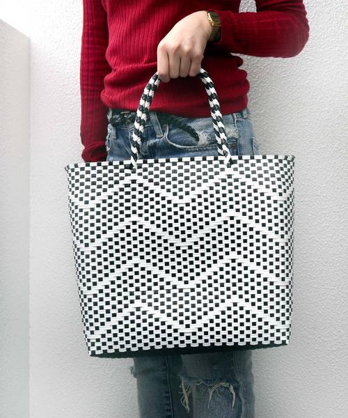 salle de bal（サルデバル）の「メルカドバック　/かご編みバック / お買いものバック/市場のバッグ（トートバッグ・レディース・ホワイト/ブラック/イエロー/ブルー/その他1/その他2/オレンジ・FREE）」の13枚目の写真