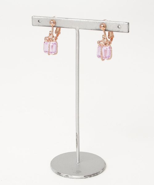 tone(トーン)の「【Eeny,meeny,miny,moe*】wish box earring(イヤリング・レディース・ホワイト/ピンク/ピンク系その他/ワイン/その他1/クリア/その他2/ピンク系その他2/ラベンダー/ターコイズブルー・FREE)」の3枚目の写真