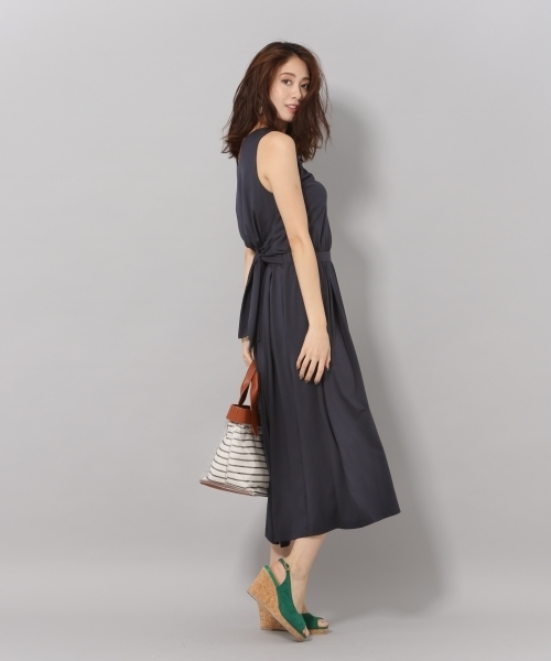 Andemiu（アンデミュウ）の「バックリボンカットワンピース801808（ワンピース・レディース・ネイビー/ブラウン/グリーン・FREE）」の8枚目の写真