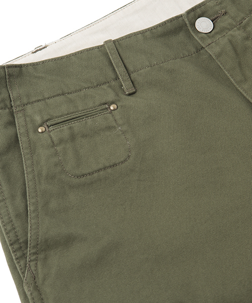 Sandinista（サンディニスタ）の「B.C. Chino Pants - Slim / チノパンツ - スリム（チノパンツ・メンズ・ネイビー/ベージュ/ブラック/オリーブ・34inch/30inch/32inch）」の9枚目の写真