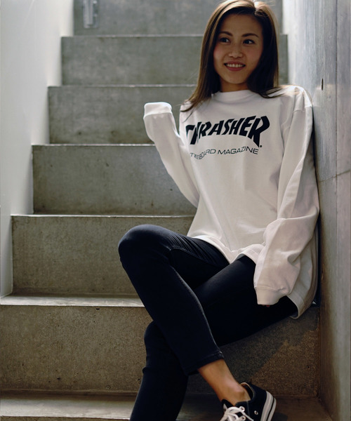 THRASHER（スラッシャー）の「MAG LOGO L/S T-SHIRTS/スラッシャー ロンT 長袖 ロゴ（Tシャツ/カットソー・メンズ・グレー/ホワイト×ブラック/ブラック×ホワイト/ブラック系その他/バーガンディー/ロイヤルブルー/ダークグリーン/ネイビー/サンドベージュ/サンドグレー・SMALL/MEDIUM/LARGE/X-LARGE/XX-LARGE）」の14枚目の写真