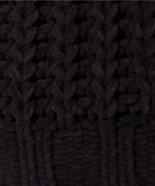 BEAMS LIGHTS Men's（ビームスライツ メンズ）の「□nuur. / ローゲージモール（ニット/セーター・メンズ・ブラック/ゴールド・46）」の7枚目の写真