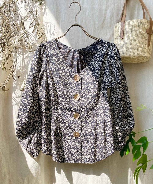 SESTO（セスト）の「パフスリーブメタル釦ブラウス（シャツ/ブラウス・レディース・カーキ/ベージュ/ブラック/ホワイト・M）」の3枚目の写真