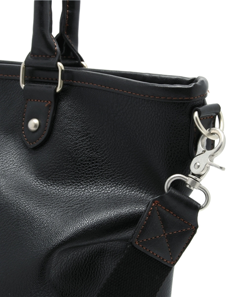 WEGO(ウィゴー)の「WEGO/2WAYフェイクレザーカラートートバッグ(トートバッグ・メンズ・キャメル/ブラック/ブラウン・FREE)」の8枚目の写真