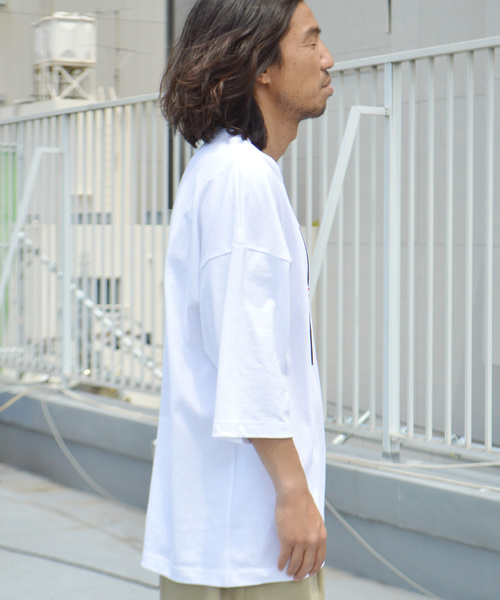 VANS(バンズ)の「VANS/ヴァンズ Center OTW Logo S/S T-Shirt(Tシャツ/カットソー・メンズ・ホワイト/ブラック/バイオレット・S/M/L/XL)」の18枚目の写真