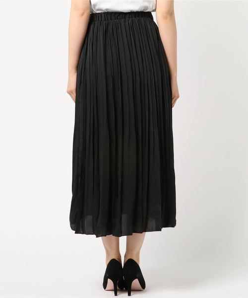 DISCOAT（ディスコート）の「サテンアシメプリーツスカート（スカート・レディース・チャコールグレー/ライトグレー/マスタード/キャメル・FREE）」の6枚目の写真